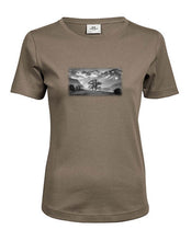Lade das Bild in den Galerie-Viewer, Reichenbach - Bio-Baumwolle Damen T-Shirt