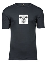 Lade das Bild in den Galerie-Viewer, Portrait Jaqueline - Bio-Baumwolle Herren T-Shirt