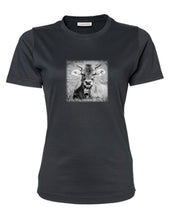 Lade das Bild in den Galerie-Viewer, Junge Kuh - Bio-Baumwolle Damen T-Shirt