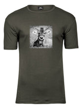 Lade das Bild in den Galerie-Viewer, Junge Kuh - Bio-Baumwolle Herren T-Shirt