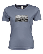 Lade das Bild in den Galerie-Viewer, Hochvogel - Bio-Baumwolle Damen T-Shirt