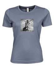 Lade das Bild in den Galerie-Viewer, Junge Kuh - Bio-Baumwolle Damen T-Shirt