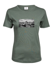 Lade das Bild in den Galerie-Viewer, Hochvogel - Bio-Baumwolle Damen T-Shirt