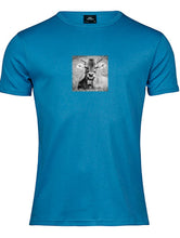 Lade das Bild in den Galerie-Viewer, Junge Kuh - Bio-Baumwolle Herren T-Shirt