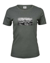 Lade das Bild in den Galerie-Viewer, Hochvogel - Bio-Baumwolle Damen T-Shirt