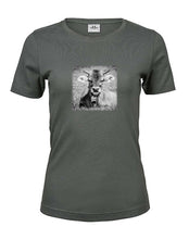 Lade das Bild in den Galerie-Viewer, Junge Kuh - Bio-Baumwolle Damen T-Shirt