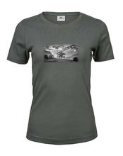 Lade das Bild in den Galerie-Viewer, Reichenbach - Bio-Baumwolle Damen T-Shirt