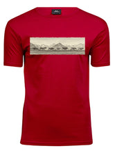 Lade das Bild in den Galerie-Viewer, Herde Bei Oberstdorf - Bio-Baumwolle Herren T-Shirt