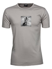 Lade das Bild in den Galerie-Viewer, Junge Kuh - Bio-Baumwolle Herren T-Shirt
