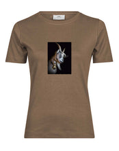 Lade das Bild in den Galerie-Viewer, Ziege Elias - Bio-Baumwolle Damen T-Shirt