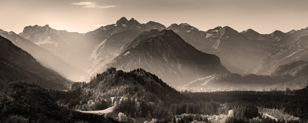 Oberstdorf im Herbst III Pano sepia 1001236_sepia