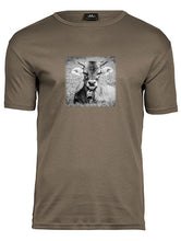 Lade das Bild in den Galerie-Viewer, Junge Kuh - Bio-Baumwolle Herren T-Shirt
