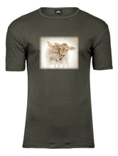 Lade das Bild in den Galerie-Viewer, Kälble Zwillingspaar - Bio-Baumwolle Herren T-Shirt
