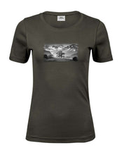 Lade das Bild in den Galerie-Viewer, Reichenbach - Bio-Baumwolle Damen T-Shirt

