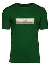 Lade das Bild in den Galerie-Viewer, Herde Bei Oberstdorf - Bio-Baumwolle Herren T-Shirt

