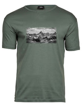 Lade das Bild in den Galerie-Viewer, Hochvogel - Bio-Baumwolle Herren T-Shirt
