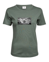 Lade das Bild in den Galerie-Viewer, Reichenbach - Bio-Baumwolle Damen T-Shirt
