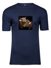 Lade das Bild in den Galerie-Viewer, Schmusende Kühe - Bio-Baumwolle Herren T-Shirt
