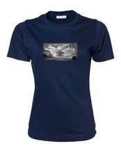 Lade das Bild in den Galerie-Viewer, Reichenbach - Bio-Baumwolle Damen T-Shirt
