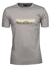 Lade das Bild in den Galerie-Viewer, Herde Bei Oberstdorf - Bio-Baumwolle Herren T-Shirt
