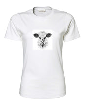 Lade das Bild in den Galerie-Viewer, Portrait Jaqueline - Bio-Baumwolle Damen T-Shirt
