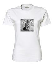 Lade das Bild in den Galerie-Viewer, Junge Kuh - Bio-Baumwolle Damen T-Shirt
