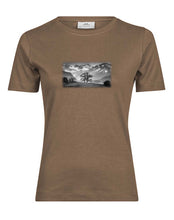 Lade das Bild in den Galerie-Viewer, Reichenbach - Bio-Baumwolle Damen T-Shirt
