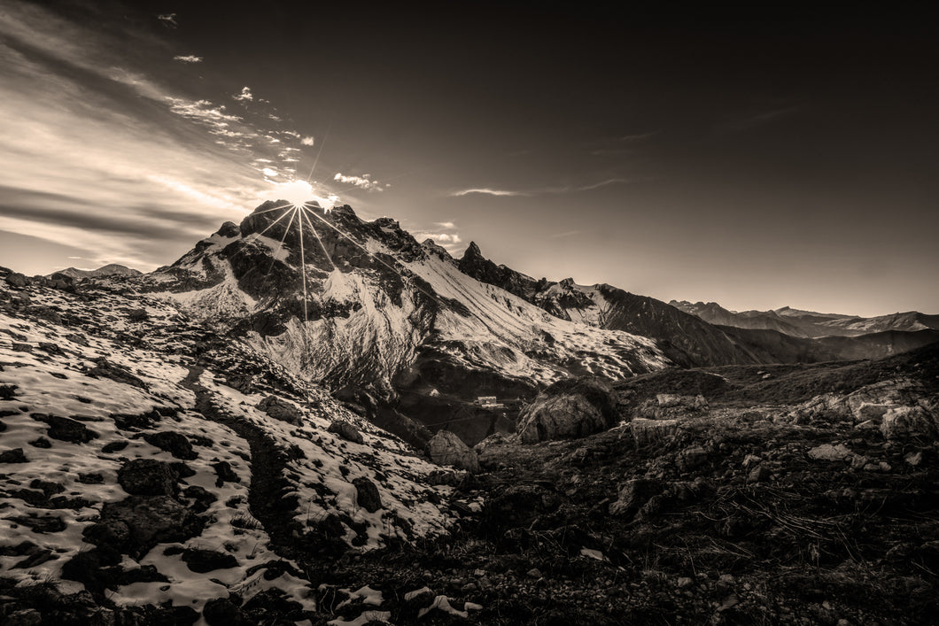 an der Kemptner Hütte sepia 1001192_sepia