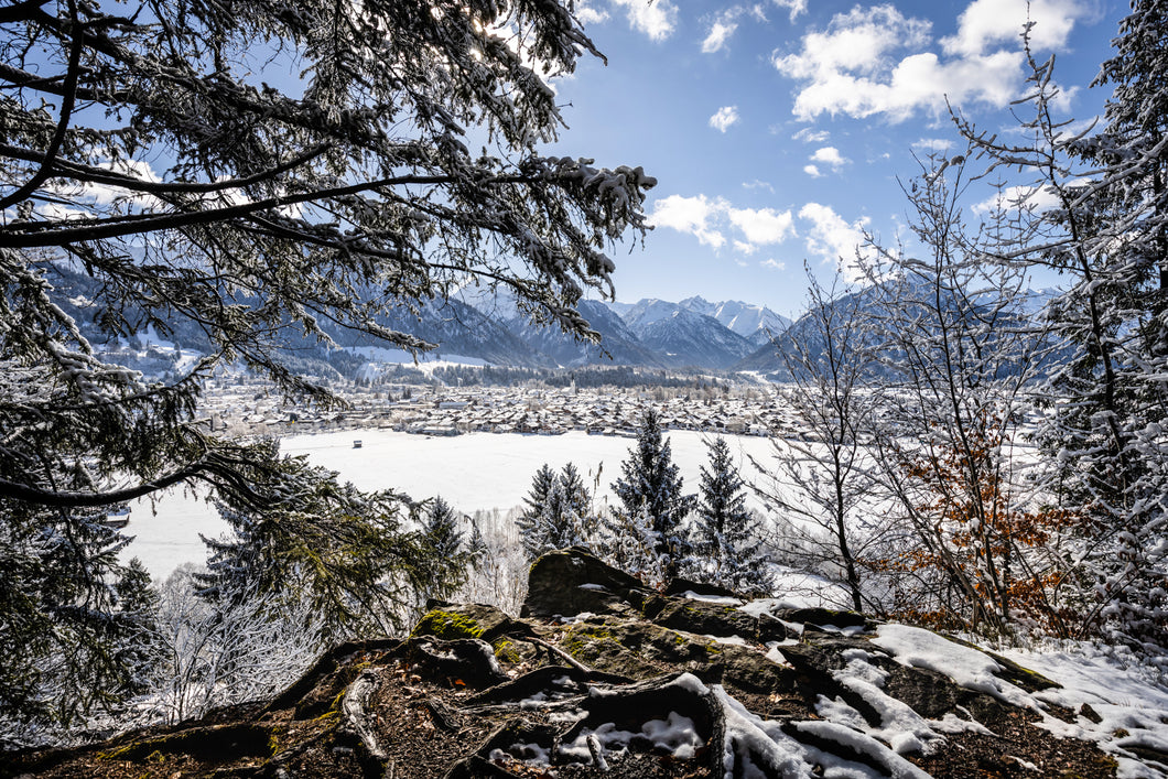 das verschneite Oberstdorf 1001215